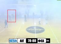 Μπάσκετ: Οπαδός του Αιγάλεω έκλεψε την κούπα πριν την απονομή (vid)