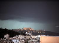 Καιρός: Κλειστή η Ακρόπολη λόγω της κακοκαιρίας