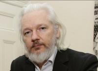 Τζούλιαν Ασάνζ: Μετά τη σύλληψή του στο Λονδίνο, οι ΗΠΑ θέλουν να τον δικάσουν