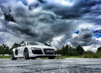 Κεραυνοί: Ο λόγος που το αυτοκίνητο αποτελεί ασφαλές καταφύγιο