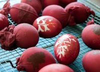 Ποιοι γιορτάζουν σήμερα: Σε ποιους πρέπει να πείτε χρόνια πολλά την Κυριακή του Πάσχα