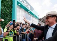 Μπολσονάρου: Eκφράζει αλληλεγγύη στους Βενεζουελάνους που «έχουν υποδουλωθεί από έναν δικτάτορα»