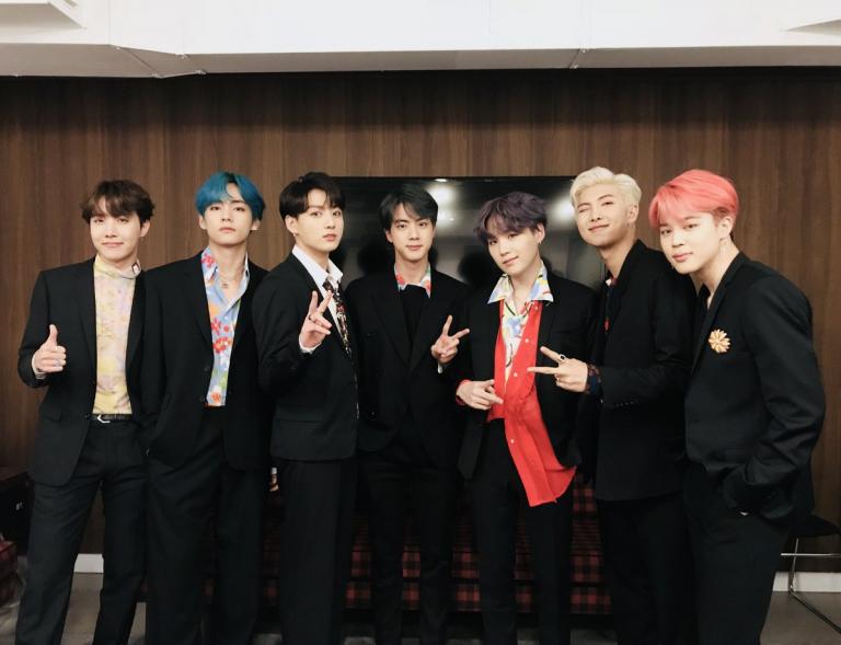BTS: Κατέρριψαν το ρεκόρ των BLACKPINK με το βίντεο “Boy With Luv”