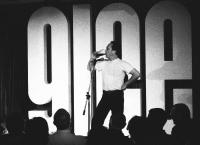Ian Cognito: Πέθανε στην σκηνή και ο κόσμος νόμιζε ότι κάνει πλάκα