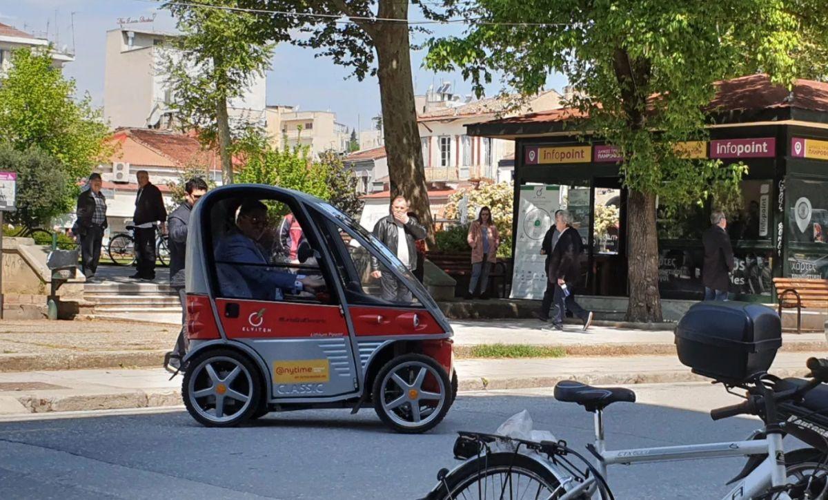 Δήμος Τρικκαίων: Πέντε ηλεκτροκίνητα αυτοκίνητα στους δρόμους της πόλης (pics)