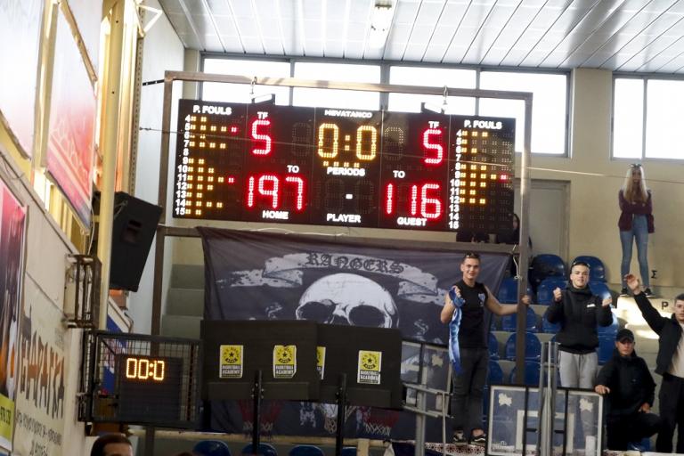 Ιωνικός Νίκαιας – Εθνικός 197-116: Μυθικό σκορ και 61 πόντοι από τον Καράμπουλα