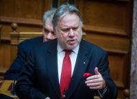 Κατρούγκαλος: “Καμία σκιά από τους ελέγχους για τη νομιμότητα των συμβάσεων χορήγησης βίζας”
