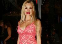 Βίκυ Κάβουρα: Διακοπές στην Κρήτη χωρίς ίχνος make up