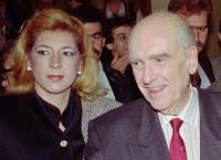 Ανδρέας Παπανδρέου: Άγνωστες φωτογραφίες της Δήμητρας Λιάνη που είχε τραβήξει ο ίδιος Ανδρέας Παπανδρέου: Άγνωστες φωτογραφίες της Δήμητρας Λιάνη που είχε τραβήξει ο ίδιος