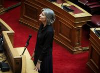 Αντιγόνη Λυμπεράκη: Ορκίστηκε βουλευτής στη θέση του Γιώργου Αμυρά (pics)