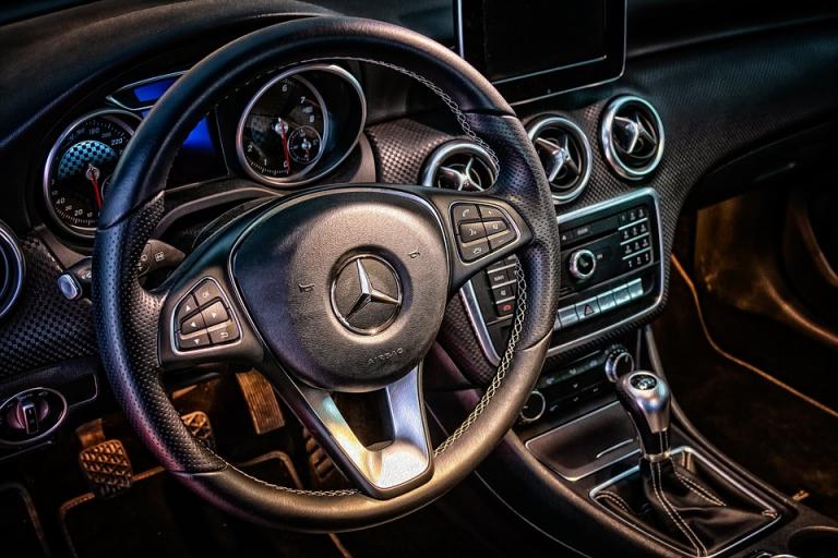 Κίνα: Ανάκληση 1.925 οχημάτων Mercedes-Benz
