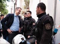 Κυριάκος Μητσοτάκης: Περιοδεία στον Πειραιά