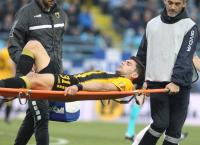 Λούκας Μπογέ: Μερική ρήξη οπίσθιου χιαστού