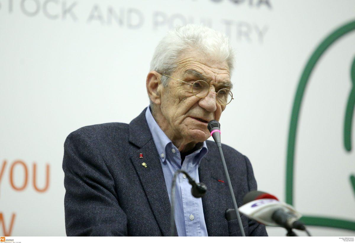 Ο Μπουτάρης το τερμάτισε: Επική ευχετήρια – πασχαλινή κάρτα με γίδια (pic)