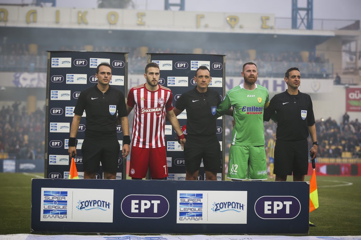 Παναιτωλικός – Ολυμπιακός: Παράπονα για τον Τζοβάρα