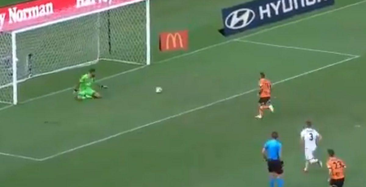 Viral: Το ήθελε ή όχι; Το πέναλτι στην Αυστραλία που τρέλανε κόσμο (vid)