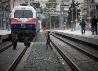 Σταθμός Λαρίσης: Αποχωρούν σταδιακά οι πρόσφυγες (pics)