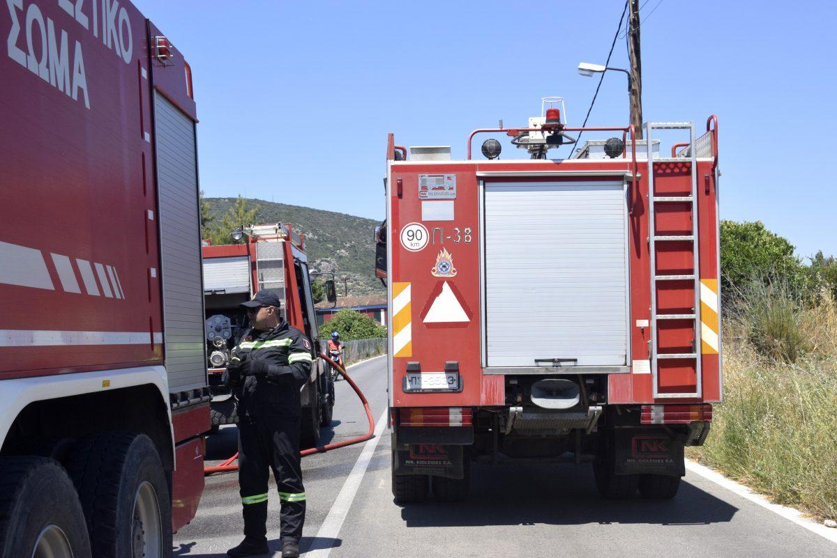 Τραγωδία στη Μεγαλόπολη: Εντοπίστηκε πτώμα κατά την κατάσβεση πυρκαγιάς σε αυτοκίνητο