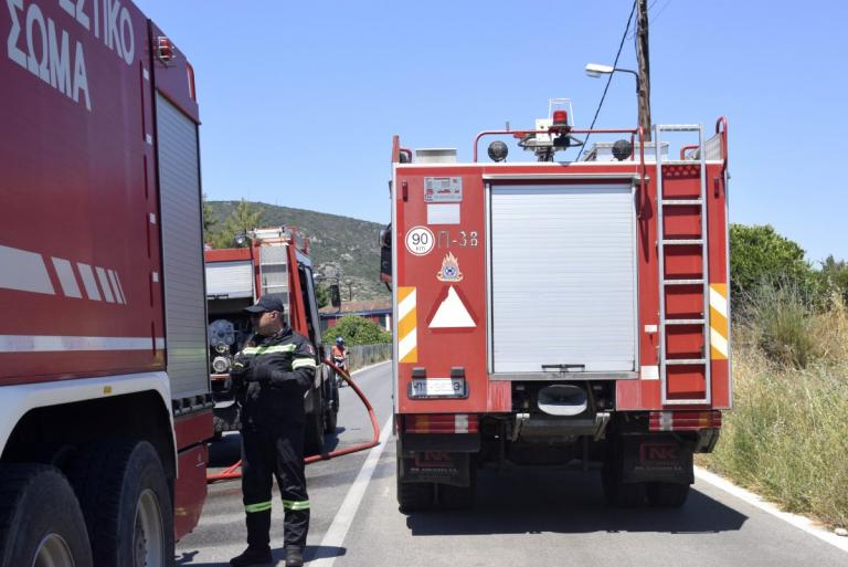 Τραγωδία στη Μεγαλόπολη: Εντοπίστηκε πτώμα κατά την κατάσβεση πυρκαγιάς σε αυτοκίνητο