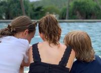 Σρι Λάνκα: Ποιος είναι ο δισεκατομμυριούχος που έχασε τα τρία του παιδιά