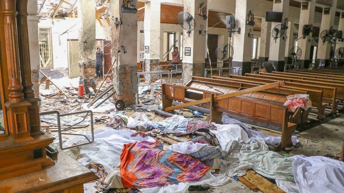 Σρι Λάνκα: Ανείπωτη τραγωδία – Πάνω από 200 οι νεκροί