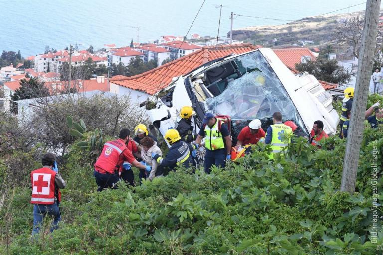 Πορτογαλία τροχαίο: Σοκαριστικό βίντεο από την πτώση του μοιραίου λεωφορείου