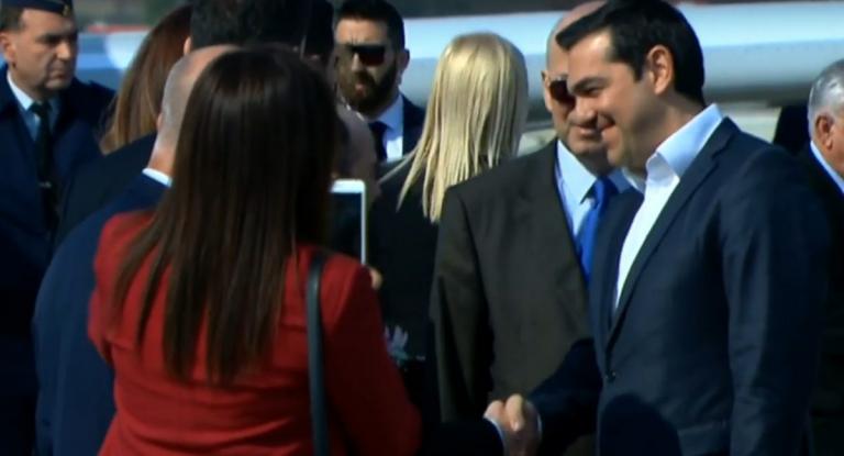 Αλέξης Τσίπρας: Έφτασε ο πρωθυπουργός στη Βόρεια Μακεδονία (vid)
