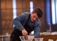 MasterChef: Οι χρήστες του Twitter αποχαιρέτησαν τον Χρήστο – Επικές ατάκες