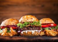 Burger Fest: Η γιορτή του μπέργκερ ξεκίνησε στη Θεσσαλονίκη