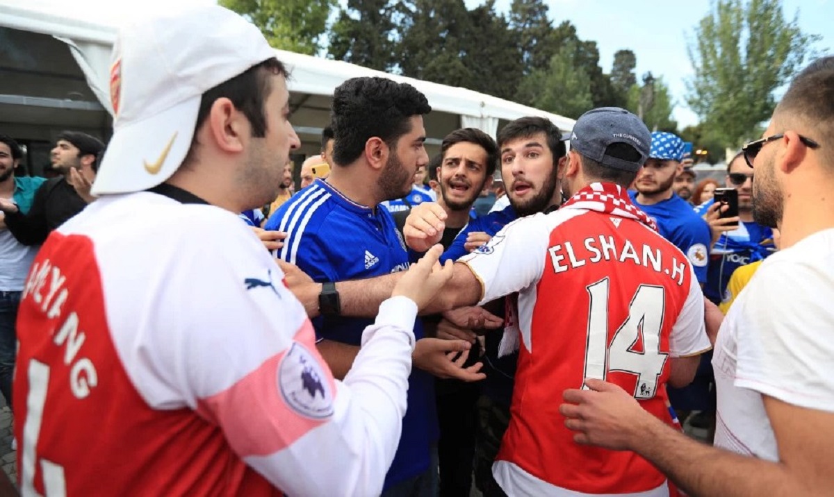 Τελικός Europa League Τσέλσι – Άρσεναλ: Στο νοσοκομείο δυο οπαδοί μετά από συμπλοκές