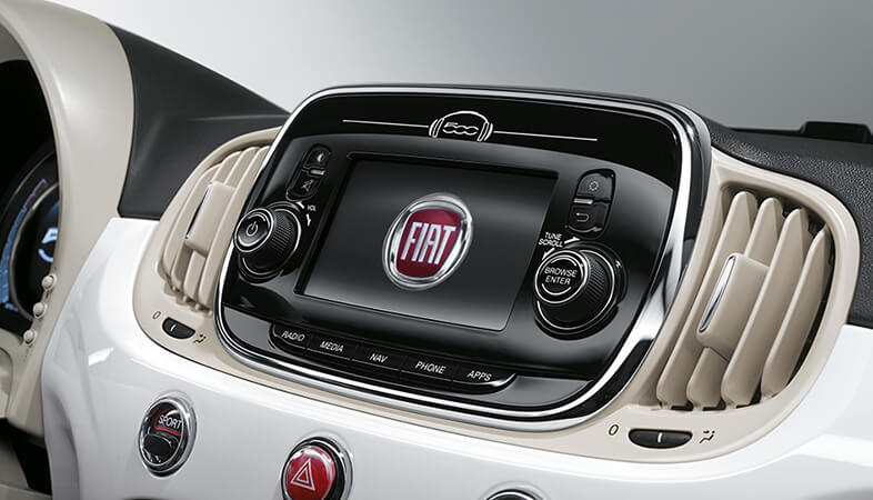 Το κλασικό FIAT 500 με ηλεκτροκίνηση