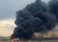 Μόσχα: Στους 13 ανέβηκε ο αριθμός των νεκρών από την πυρκαγιά σε αεροσκάφος