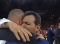 Δημήτρης Ιτούδης: Η συγκλονιστική αγκαλιά με τον Βατούτιν και το κλάμα (pics&vids)