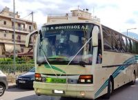 Λαμία: Ο γαμπρός πήγε στην εκκλησία με 14 λεωφορεία (vid)