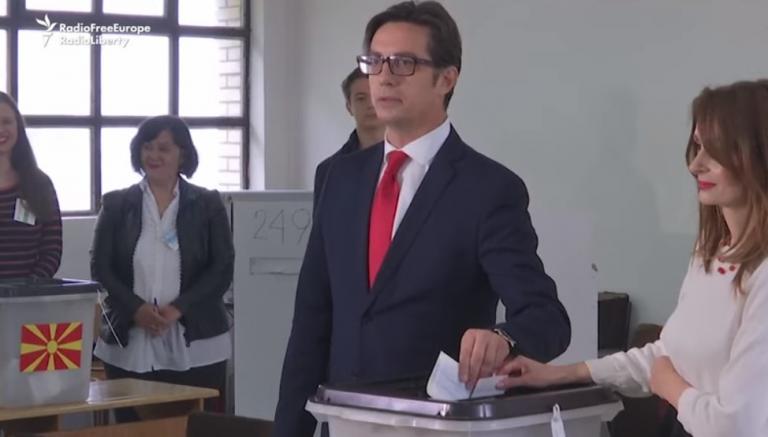 Προεδρικές εκλογές στη Βόρεια Μακεδονία: Προβάδισμα για τον Στέβο Πενταρόφσκι