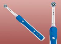 Σύμμαχος κατά της περιοδοντίτιδας η ηλεκτρική οδοντόβουρτσα