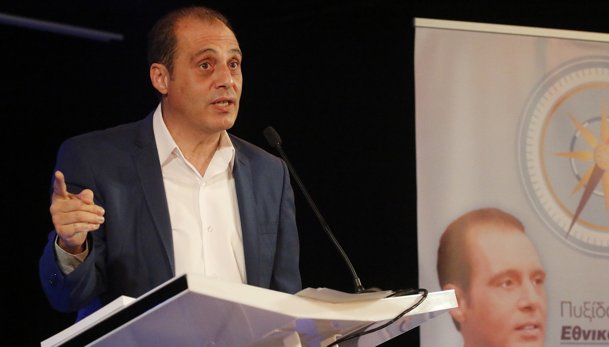 Εκλογές 2019 : “Παραιτούμαι από ευρωβουλευτής – Θα συνεργαστώ μόνο με τον Θεό”, είπε ο Βελόπουλος