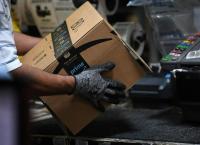 Amazon: Νέα μηχανήματα που συσκευάζουν προϊόντα αντικαθιστούν θέσεις εργασίας