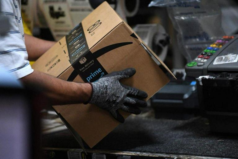 Amazon: Νέα μηχανήματα που συσκευάζουν προϊόντα αντικαθιστούν θέσεις εργασίας