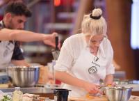 MasterChef: Αποχώρησε συγκινημένη η Ασημίνα (vids)