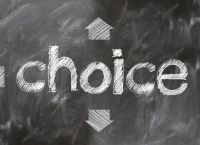 Ζώδια: Ποια είναι τα πιο αναποφάσιστα στις εκλογές