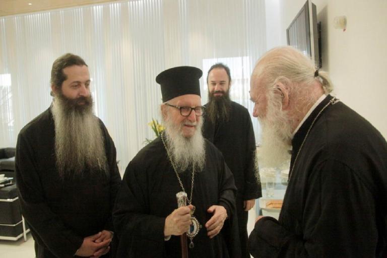 Αρχιεπίσκοπος Δημήτριος: Υπέβαλλε την παραίτησή του