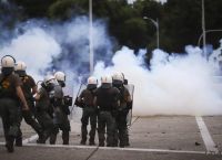 Θεσσαλονίκη: Επεισόδια μεταξύ οπαδών και αστυνομικών (vid)