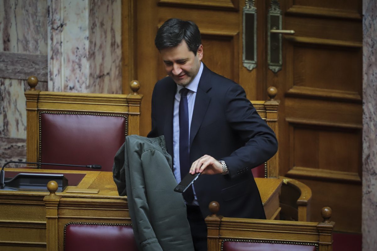 Γιώργος Χουλιαράκης: Ανακοίνωσε ότι αποχωρεί από την πολιτική