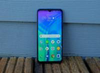 Honor 20 Lite: Διατίθεται στην Ελλάδα μόνο από τα καταστήματα COSMOTE & ΓΕΡΜΑΝΟΣ