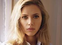 Scarlett Johansson: Φλογερή νύχτα με γνωστό ηθοποιό σε ασανσέρ ξενοδοχείου