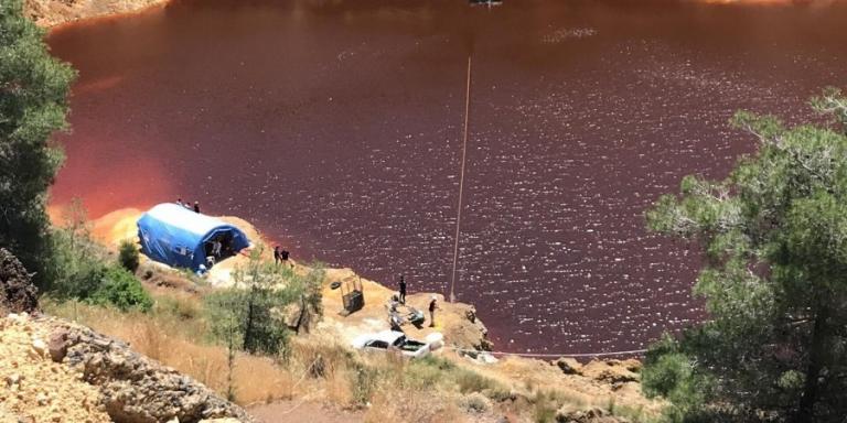 Serial killer στην Κύπρο: Ανασύρθηκε εύρημα από την Κόκκινη Λίμνη – Πιθανότατα η δεύτερη βαλίτσα (vid)