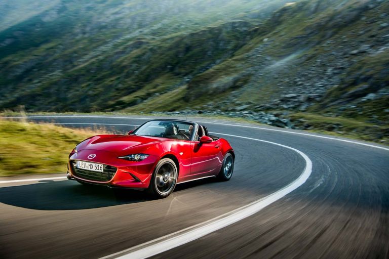 Mazda: Δυναμική επιστροφή στην Ελλάδα – Πόσο κοστίζουν τα αυτοκίνητά της