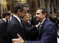 Bloomberg για Τσίπρα: Γιατί οι Έλληνες στράφηκαν εναντίον του επαναστάτη ηγέτη τους;