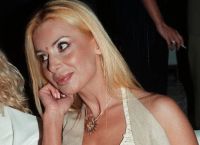 Τζούλια Μπάρκα: Συγκλονίζει η μητέρα της – Ξέσπασε σε κλάματα on camera (vid)